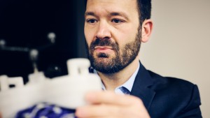RFU’s Dr. Shawn Flanagan is co-recipient of a multimillion-dollar grant to study bone-stress injuries in military recruits.