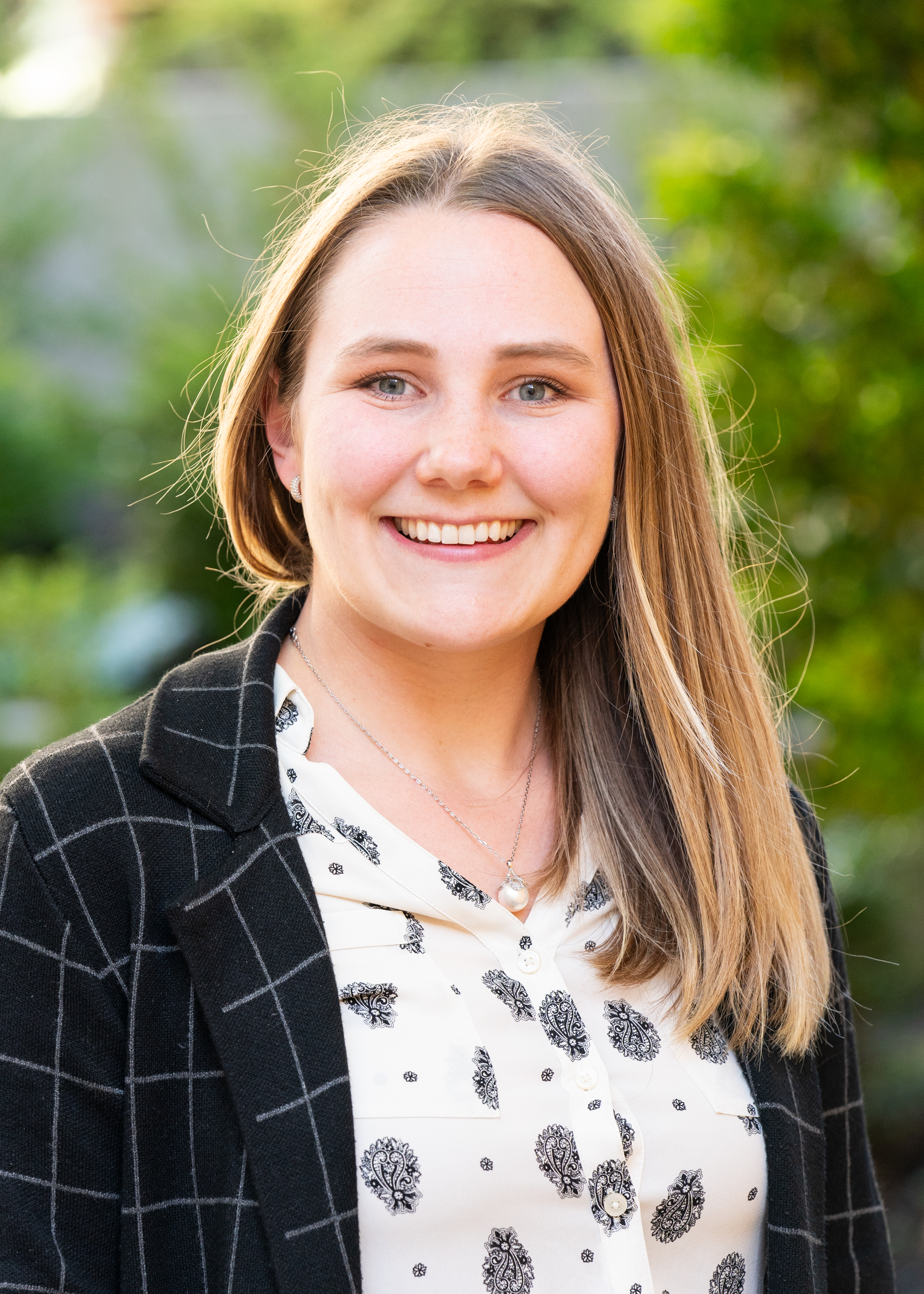 Dr. Arneson-Wissink
